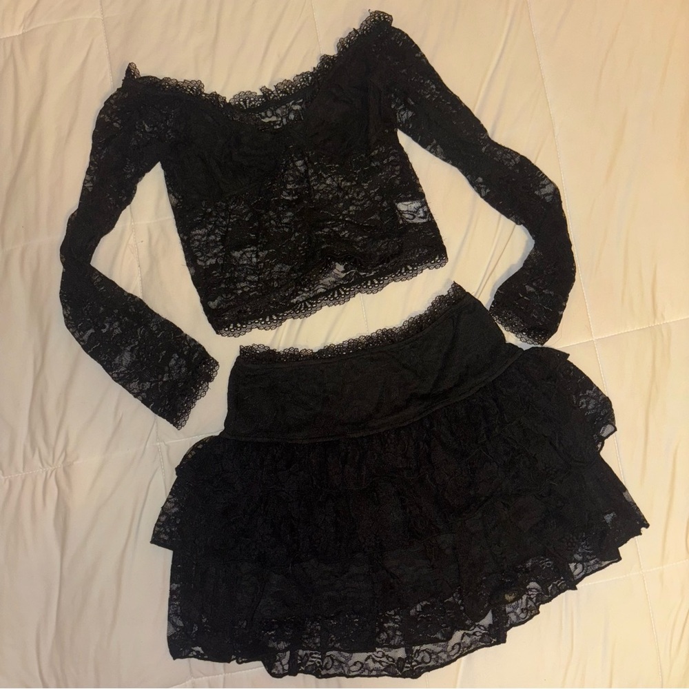 Elegant Black Lace Skirt Set